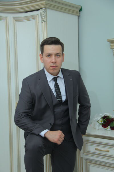  ,   Islambek, 28 ,   ,   