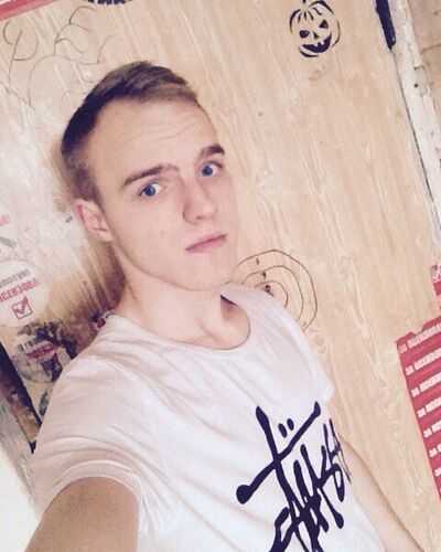  ,   Vladislav, 23 ,   ,   