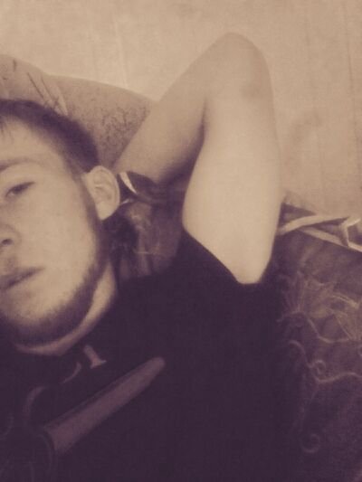  ,   Ilya, 25 ,   ,   , c 
