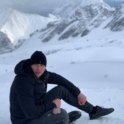  ,   Denis, 34 ,   ,   