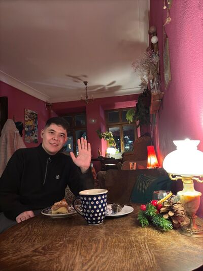  ,   Adilet, 27 ,   ,   , c , 