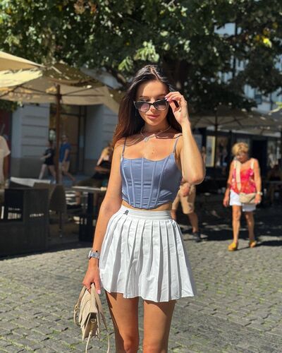  ,   , 28 ,   ,   
