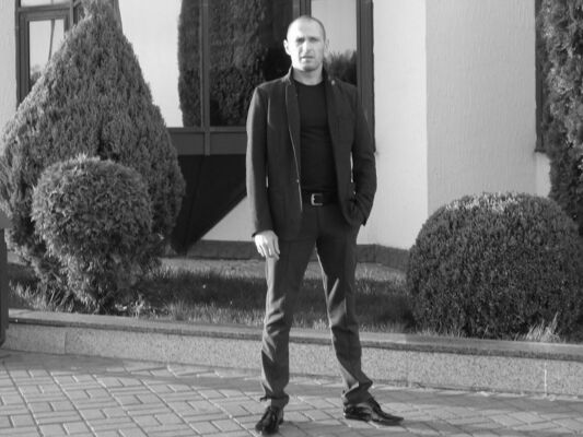  ,   Oleg, 45 ,   ,   