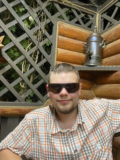  ,   Yaroslav, 22 ,   ,   , c 