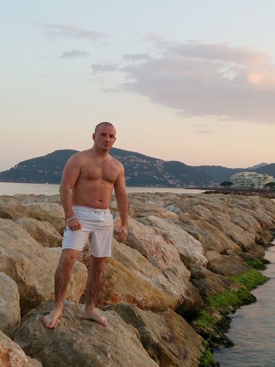  Cannes,   , 40 ,   ,   , c 