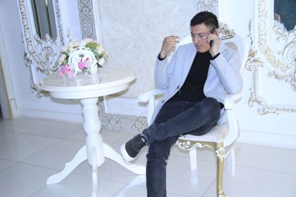  ,   Iskandar, 30 ,   ,   , c 