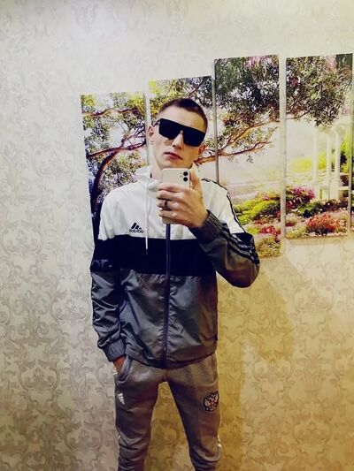  ,   Ivan, 22 ,   ,   
