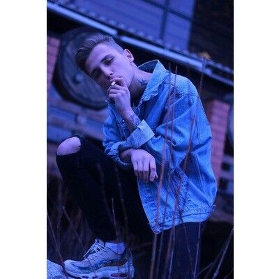  ,   Young, 25 ,   ,   , c 
