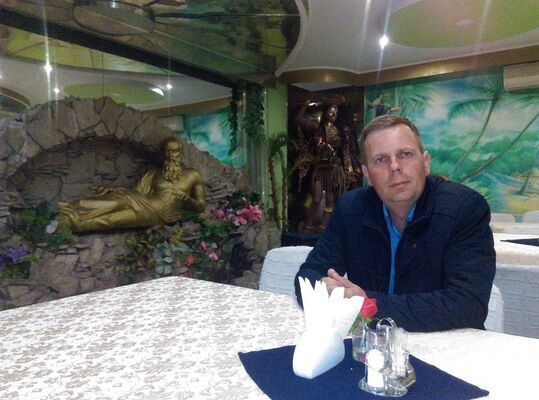  ,   Max, 45 ,   