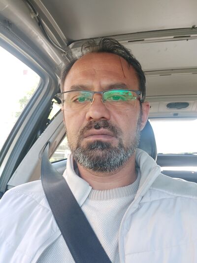  ,   Ali, 44 ,   ,   