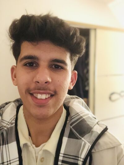  ,   Elias, 25 ,   ,   