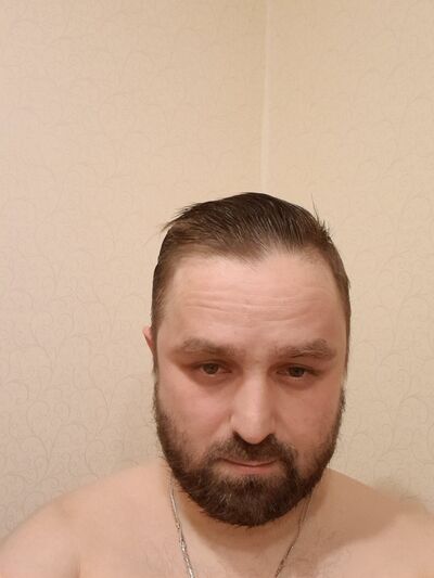  ,   Ilya, 41 ,   ,   , c , 