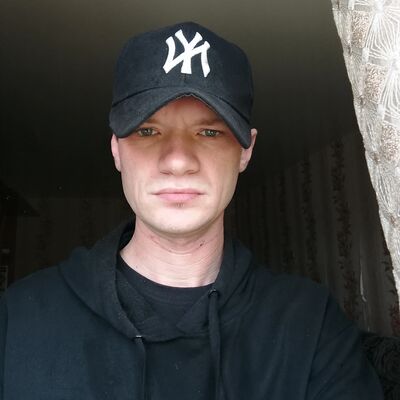   ,   Alex, 33 ,   ,   , c , 