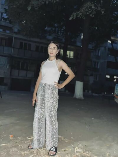  ,   Liuba, 24 ,   c 
