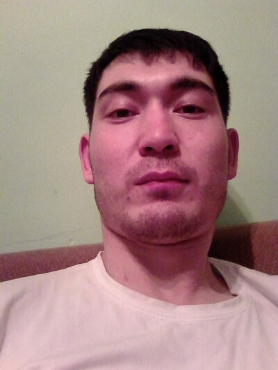  ,   Adi, 32 ,   