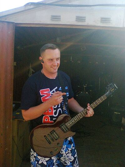  ,   Alex, 41 ,   
