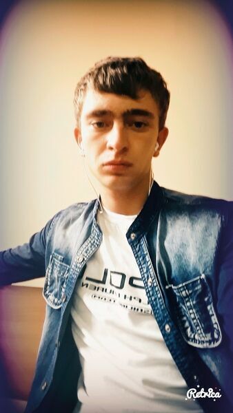  ,   Maksim, 25 ,   ,   , c 