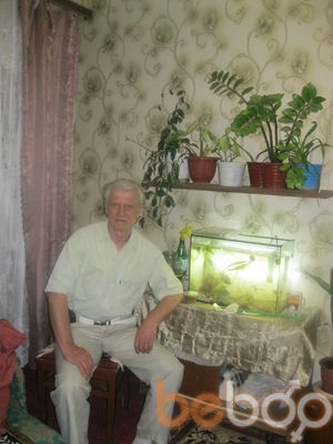  ,   Vickt, 59 ,  