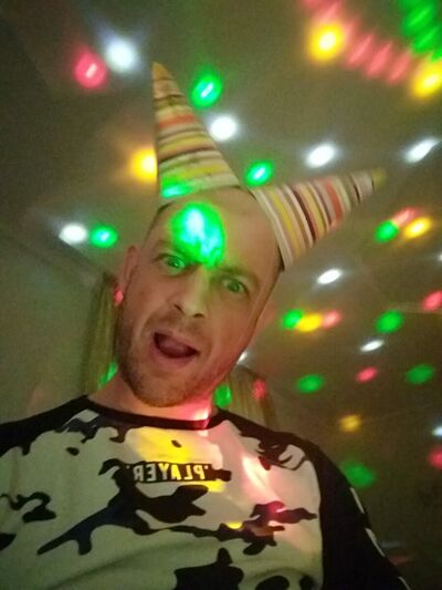  ,   Slava, 38 ,   ,   , c , 