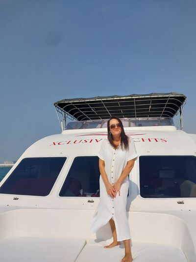  ,   Milanna, 45 ,   ,   , c 