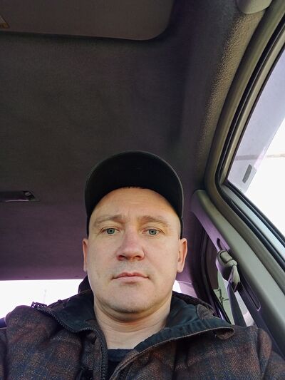  ,   Evegny, 37 ,   c 