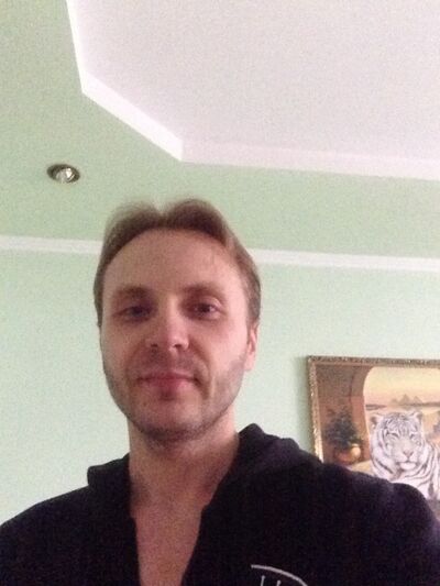  ,   Mihail, 36 ,  