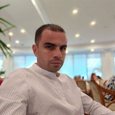  -,   C V, 42 ,   ,   , c , 
