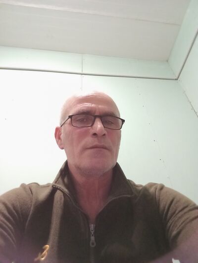  ,   Kenan, 52 ,   ,   , c , 