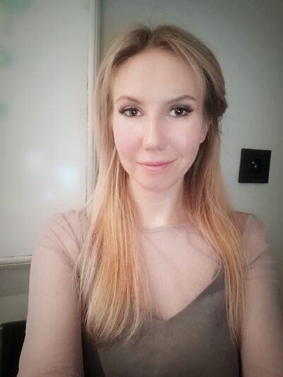  -,   Alexandra, 32 ,   ,   