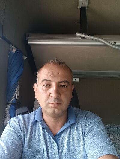  ,   Mehmet, 48 ,   ,   