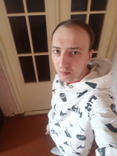  ,   Pavel, 25 ,   ,   