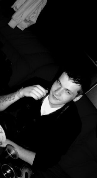  ,   Victor, 31 ,   ,   , c 