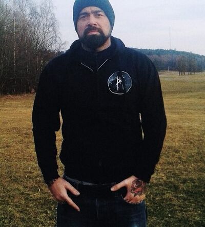  ,   Robert, 42 ,     , c 