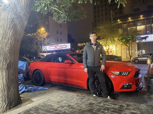  ,   Aslan, 18 ,     