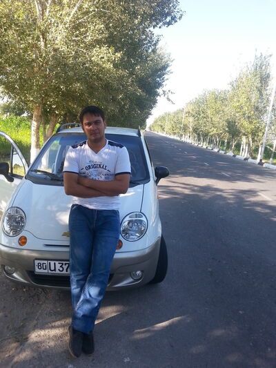  ,   Oybek, 35 ,   ,   , c , 