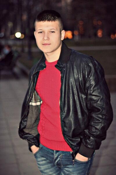  ,   Igor, 30 ,   