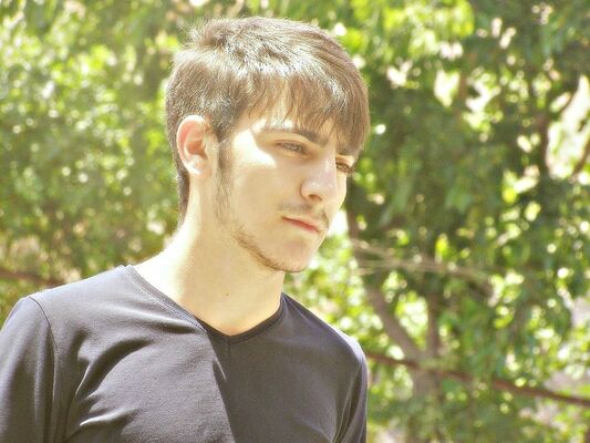  ,   Arman, 31 ,   ,   , c 