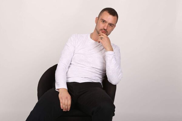  ,   Alex, 31 ,   ,   