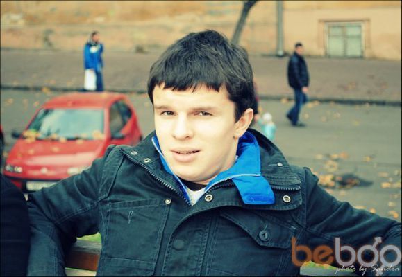  ,   Victor, 33 ,  