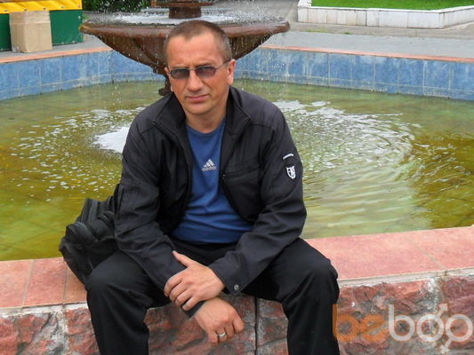  ,   Albert, 46 ,   
