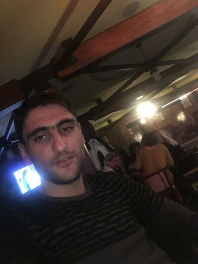  ,   Artur, 37 ,   ,   , c 