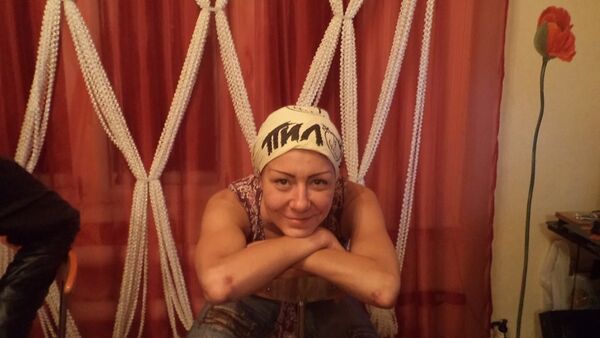  ,   Margo, 44 ,   ,   , c 