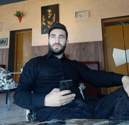  ,   Huseyn, 32 ,   ,   , c , 
