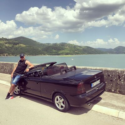 ,   Denis, 38 ,   ,   