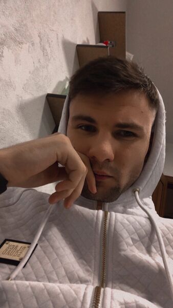  ,   Alex, 25 ,   ,   