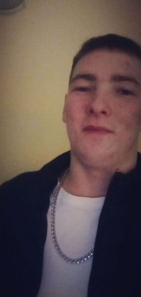  ,   Denis, 22 ,   ,   