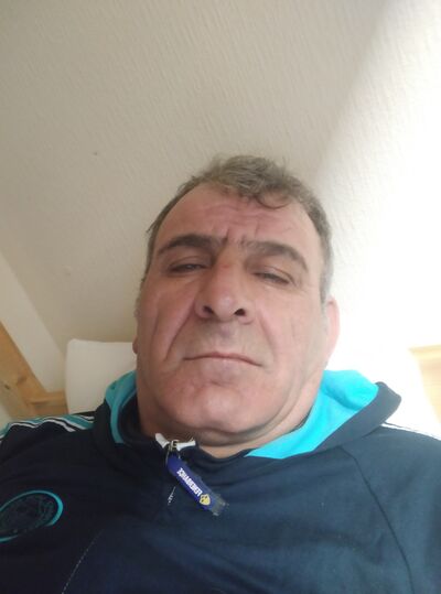  -,   Ali, 46 ,   ,   