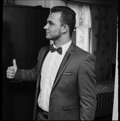  ,   Andrew, 26 ,   ,   , c 