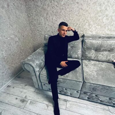  ,   Artem, 31 ,   ,   , c , 