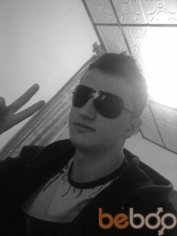  1227608  Den__, 32 ,    